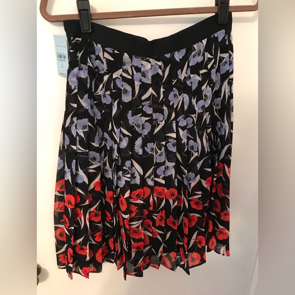 Ann Taylor floral pleated midi skirt